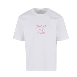 NoBoyz - She is my type - Loose Fit Tee